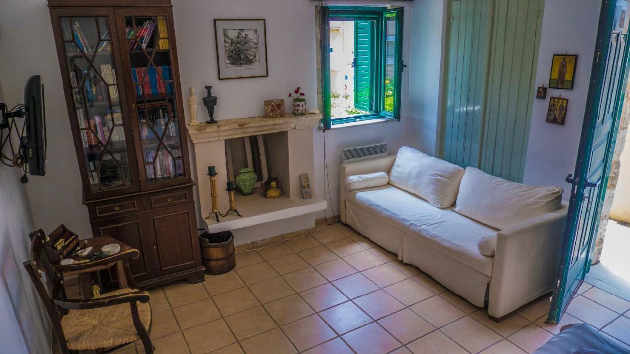Sylvia'S Guest House Kavrokhorion المظهر الخارجي الصورة